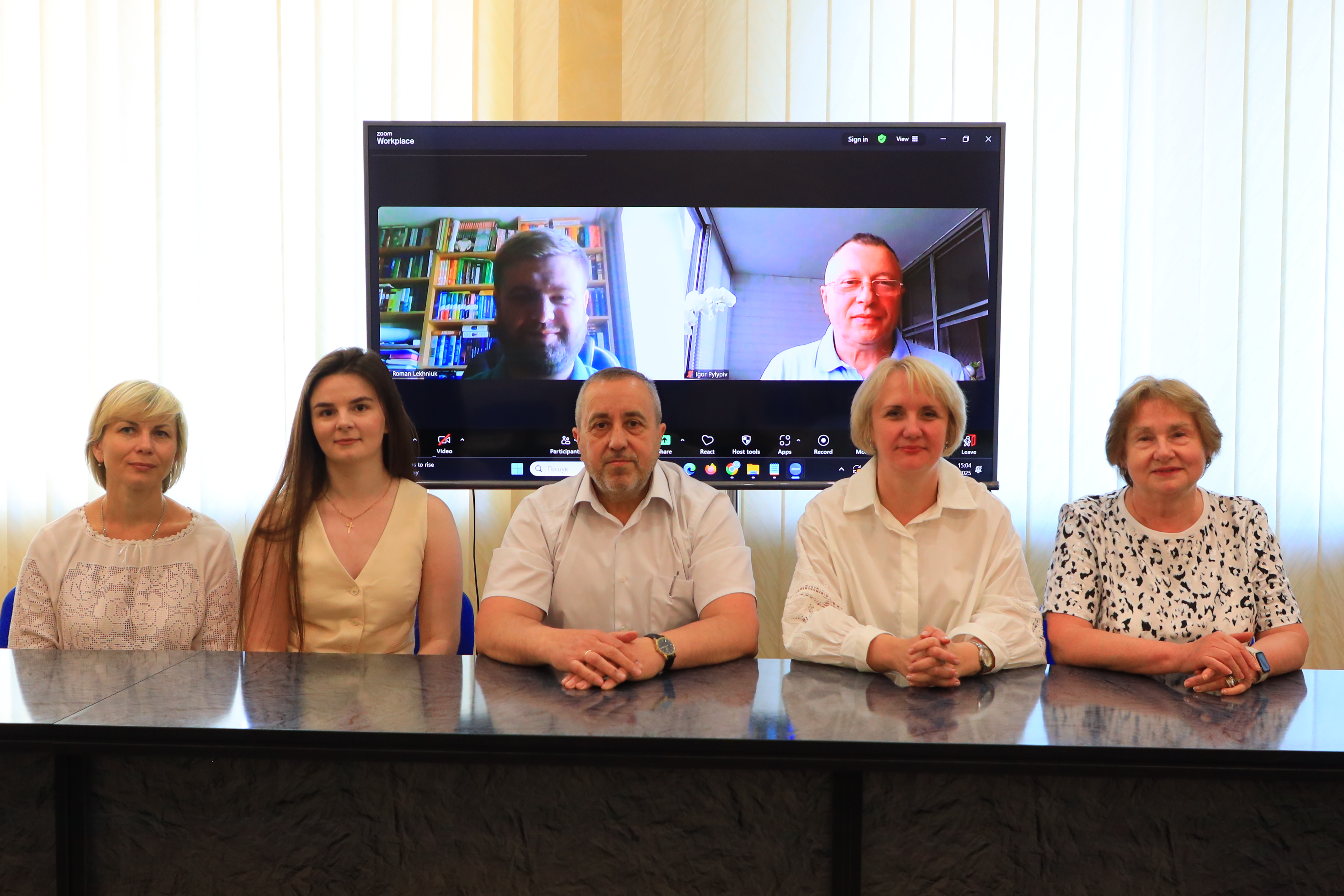 Разова спеціалізована вчена рада PhD 9405.JPG
